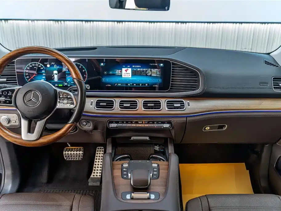 Mercedes-Benz GLS 2021 — фото 11