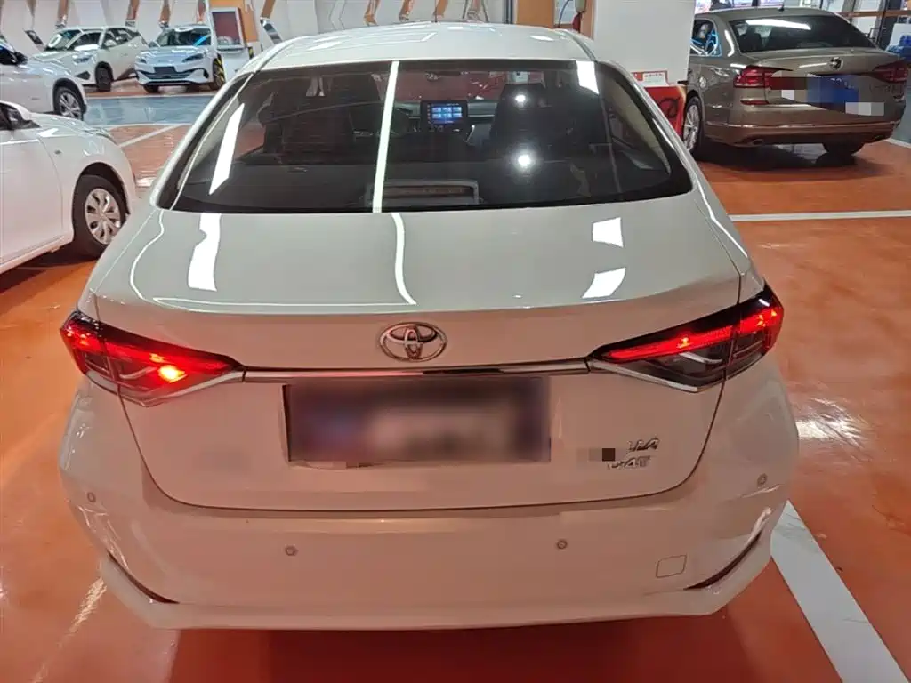 Toyota Corolla 2021 — фото 6