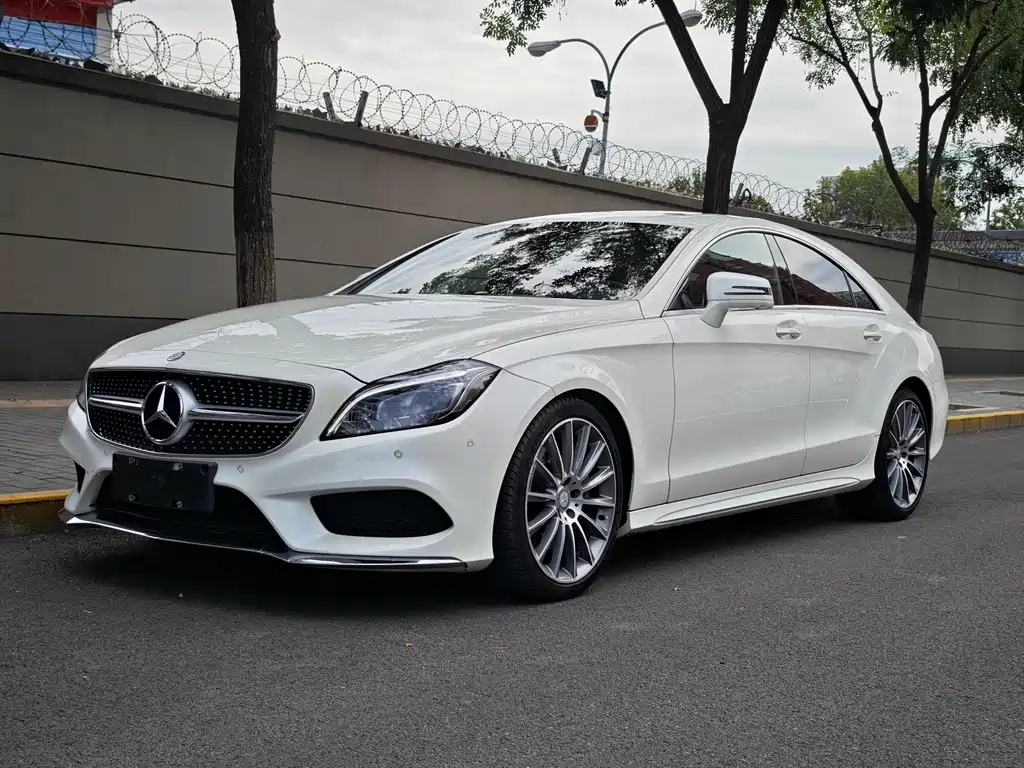 Mercedes-Benz CLS 2016 — фото 1