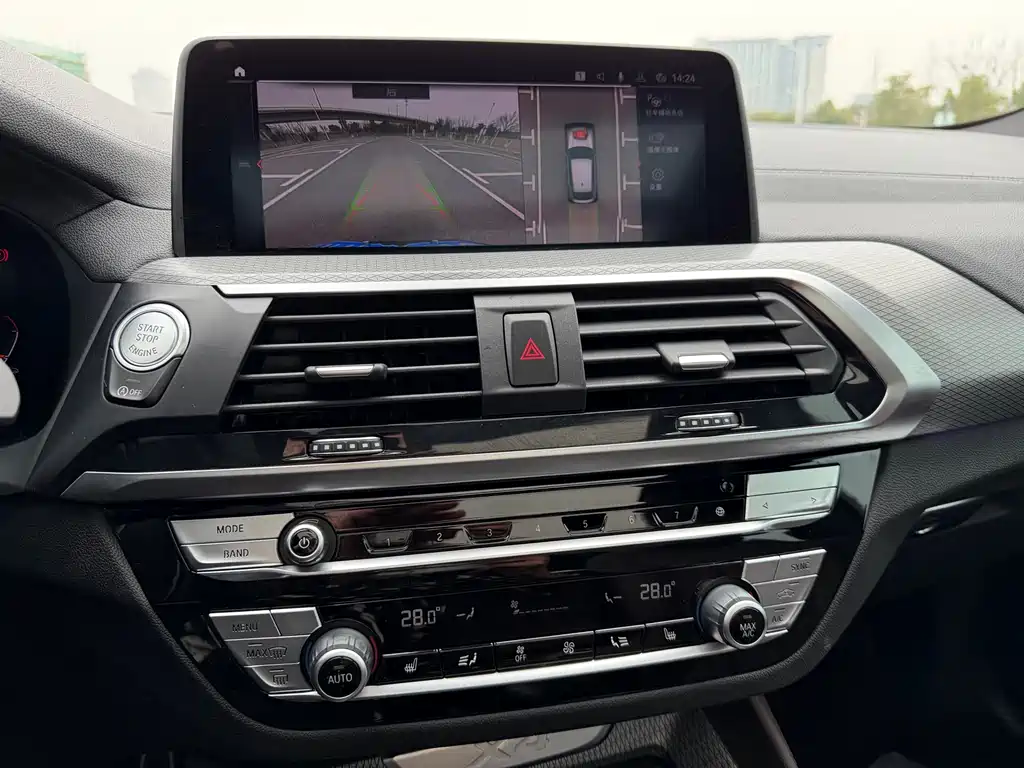 BMW X4 2021 — фото 15