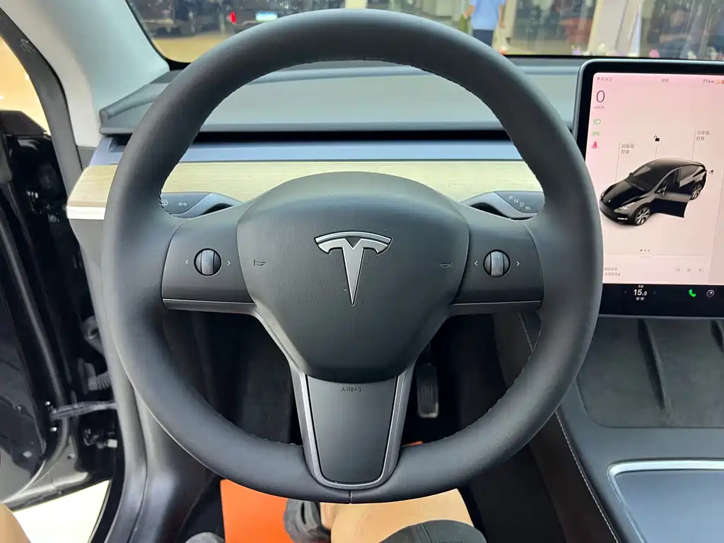 Tesla Model Y 2021 — фото 10