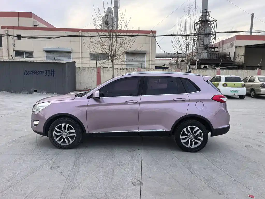 BAIC Senova X65 2015 — фото 8