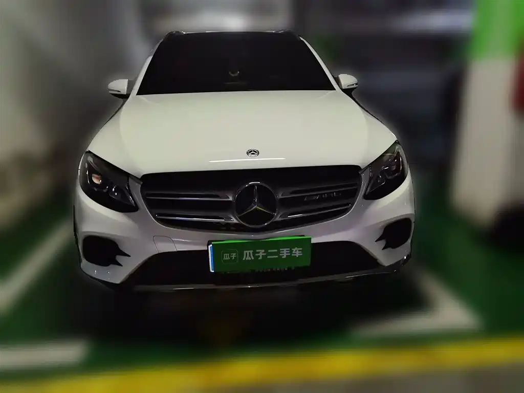 Mercedes-Benz GLC 2018 — фото 24