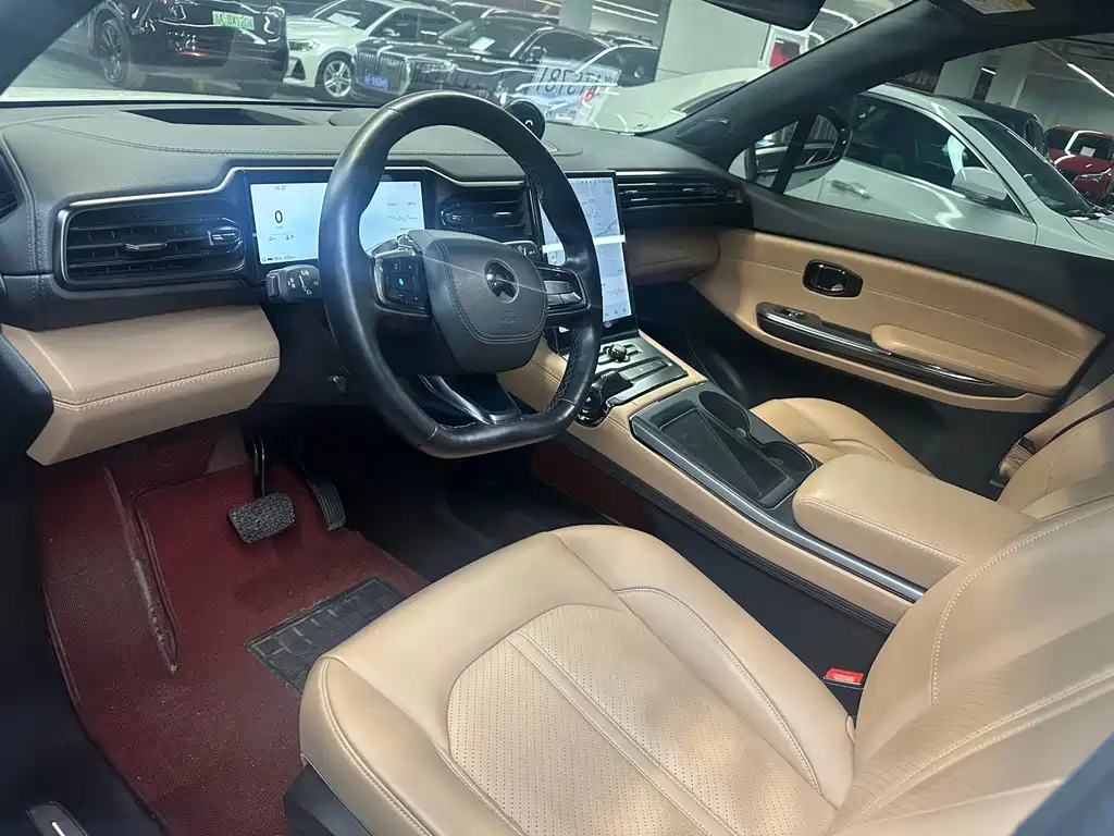 NIO ES6 2020