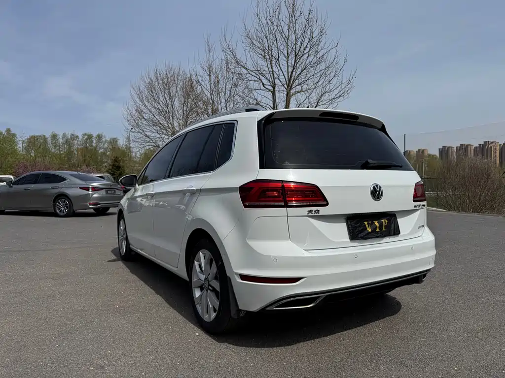 Volkswagen Golf Sportsvan 2019 — фото 25