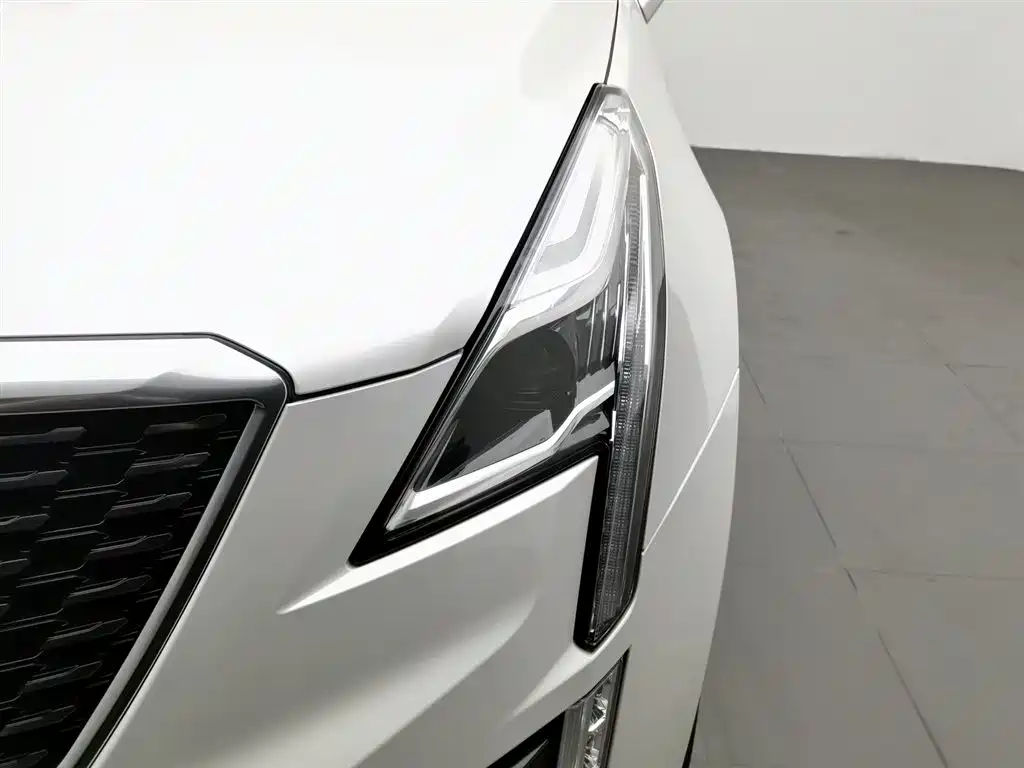 Cadillac XT5 2020 — фото 7
