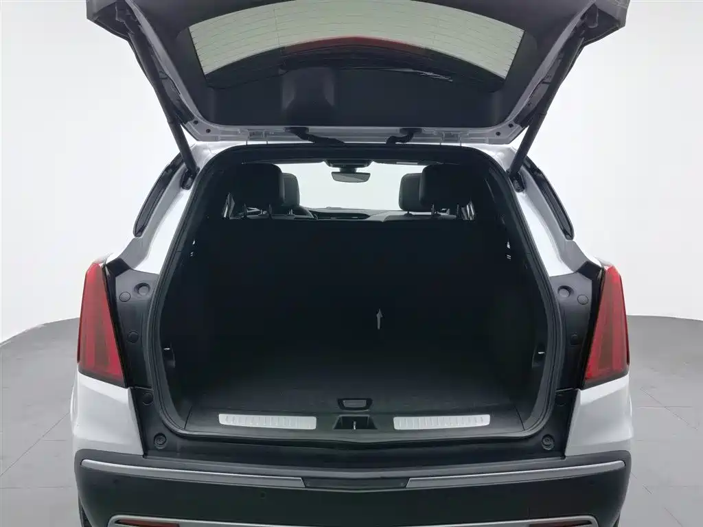 Cadillac XT5 2020 — фото 16