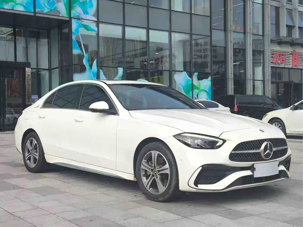 Mercedes-Benz C-Class 2022 — фото 3