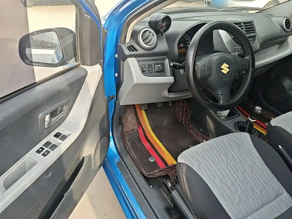 Suzuki Alto 2016 — фото 16