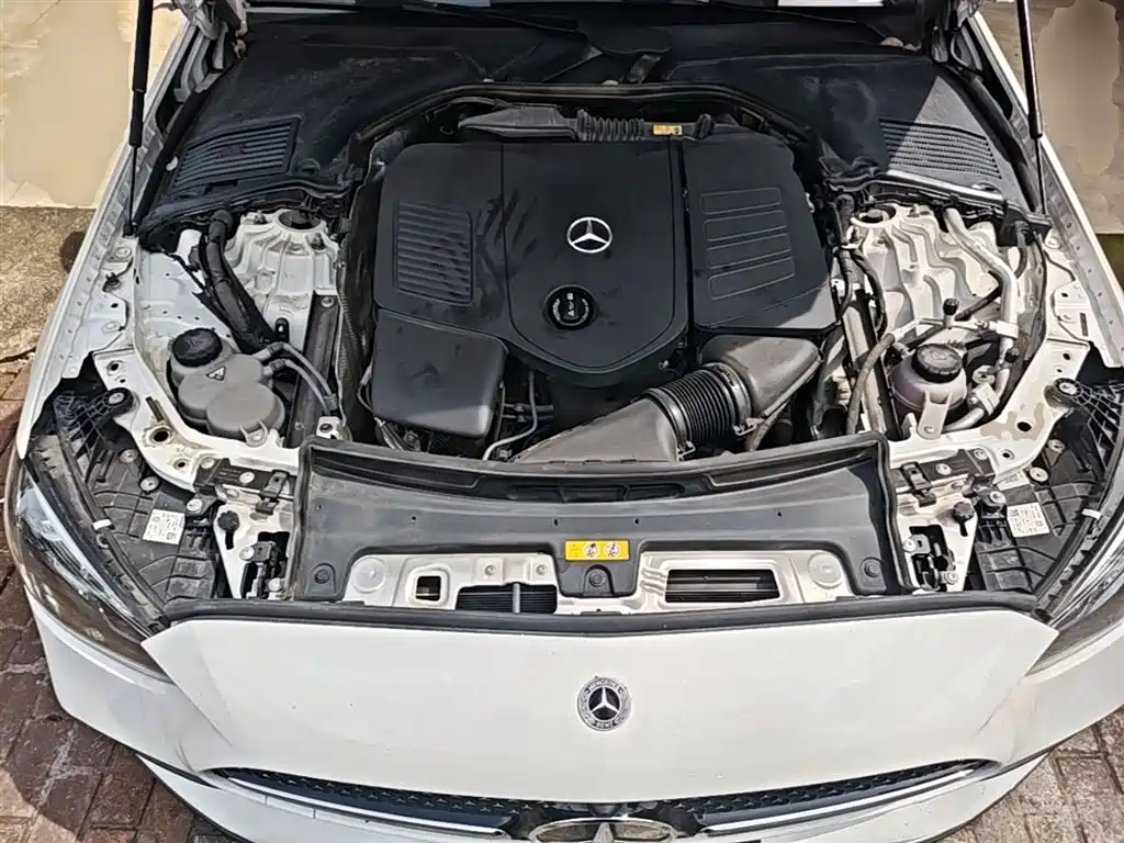 Mercedes-Benz C-Class 2023 — фото 20