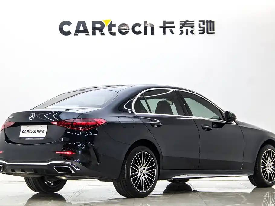 Mercedes-Benz C-Class 2025 — фото 4