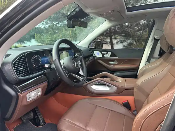 Mercedes-Benz GLE 2025
