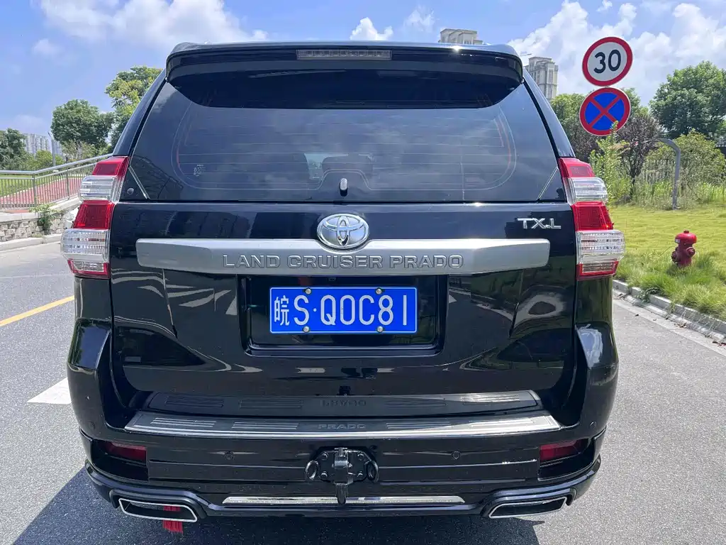 Toyota Prado 2015 — фото 13
