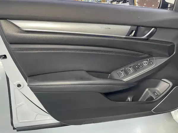 Honda Accord 2023