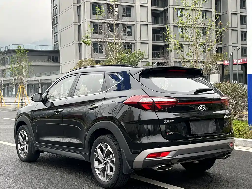 Hyundai Tucson 2019 — фото 9
