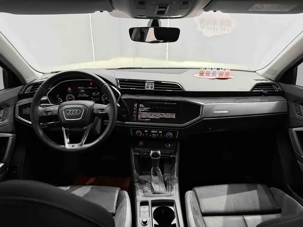 Audi Q3 Sportback 2022 — фото 15