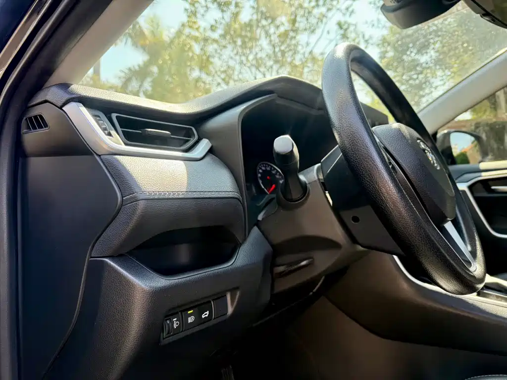 Toyota Wildlander 2021 — фото 10