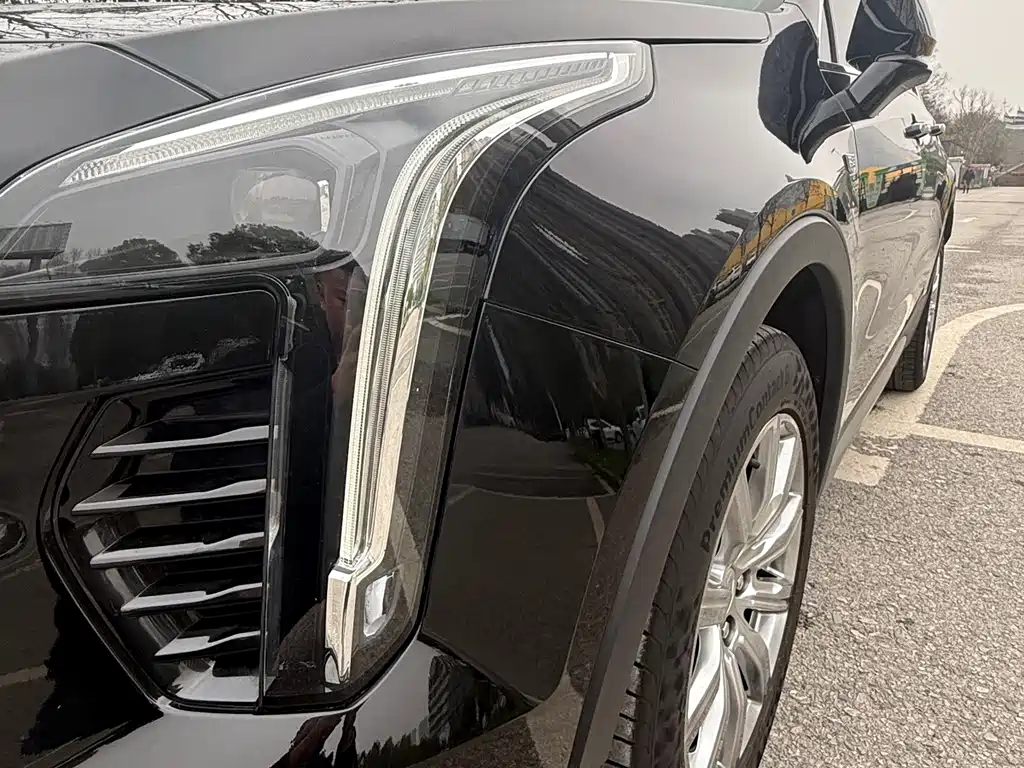 Cadillac XT4 2021 — фото 11