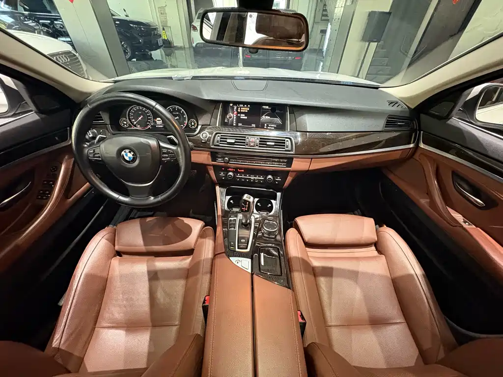 BMW 5 Series 2016