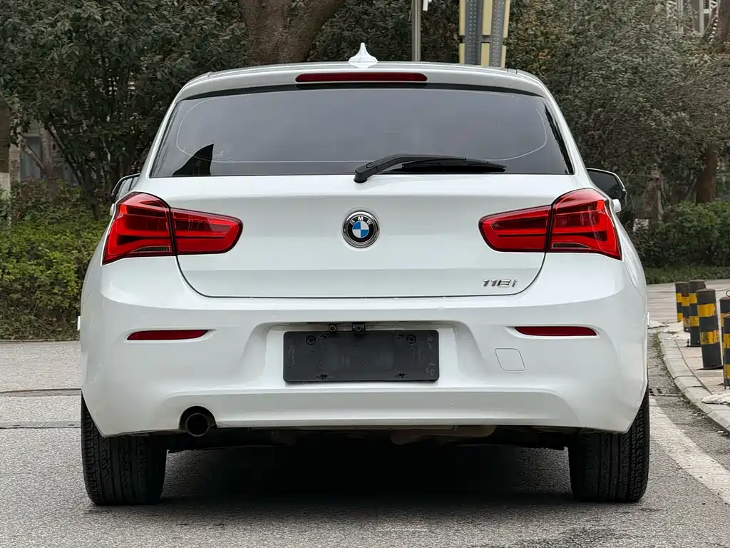 BMW 1 Series 2015 — фото 10