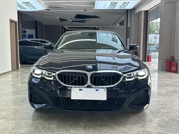 BMW 3 Series 2022
