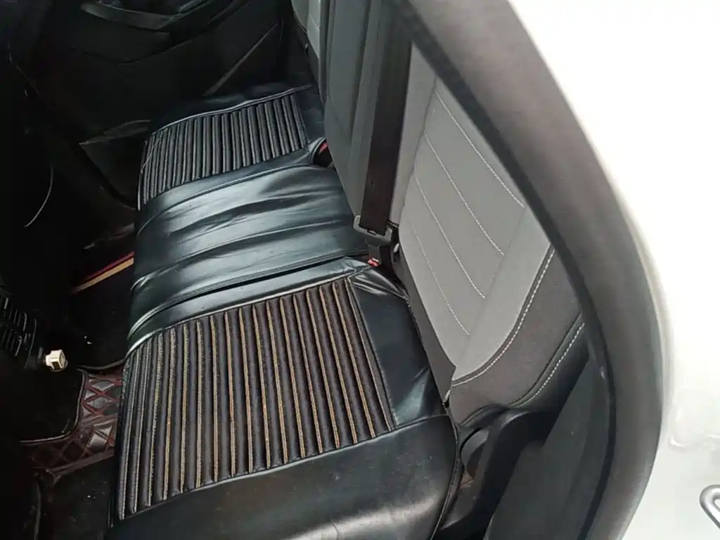 Ford Kuga 2015 — фото 17