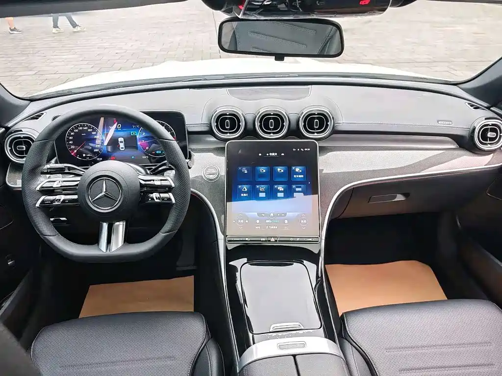 Mercedes-Benz C-Class 2022 — фото 6