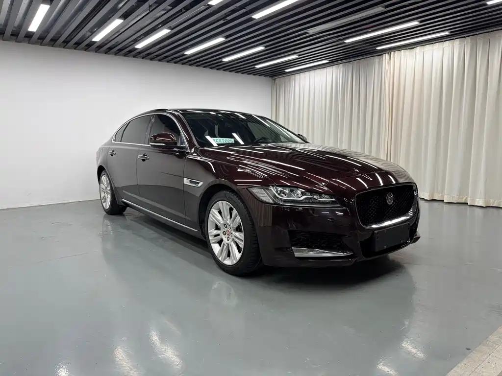 Jaguar XFL 2018 — фото 3