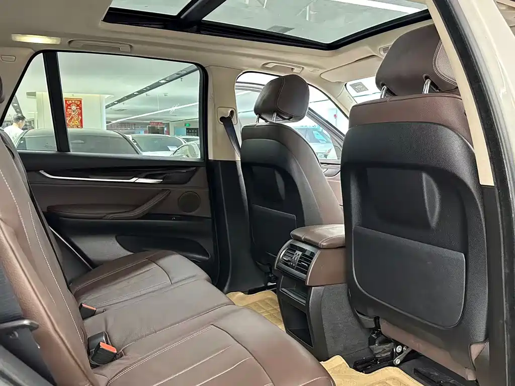 BMW X5 2014 — фото 15