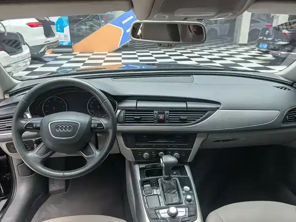 Audi A6L 2013