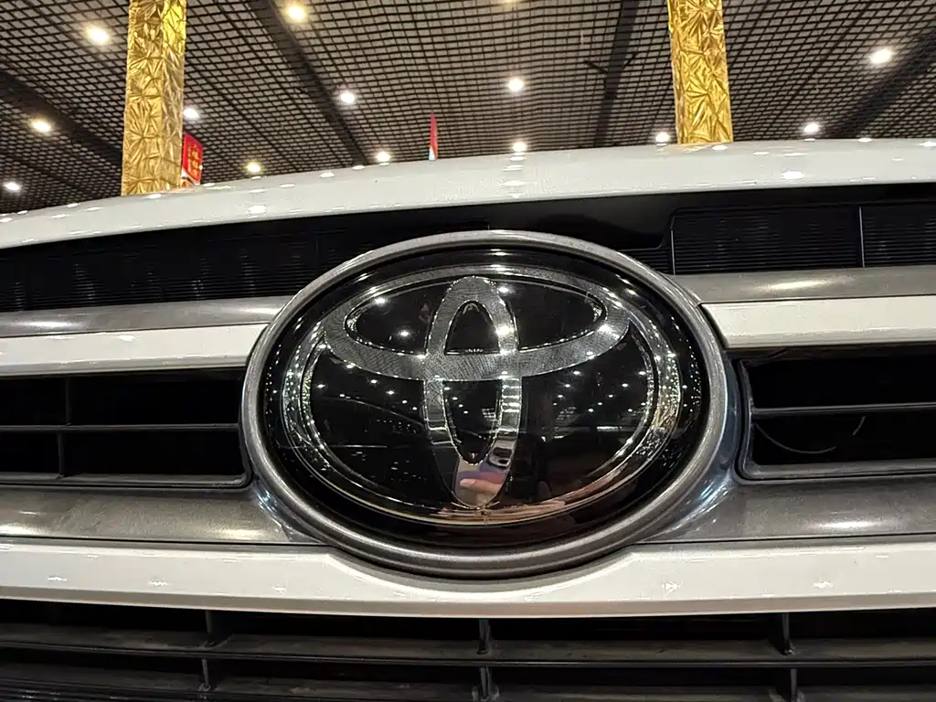 Toyota Highlander 2020 — фото 10