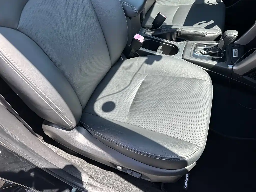 Subaru Forester 2015 — фото 28