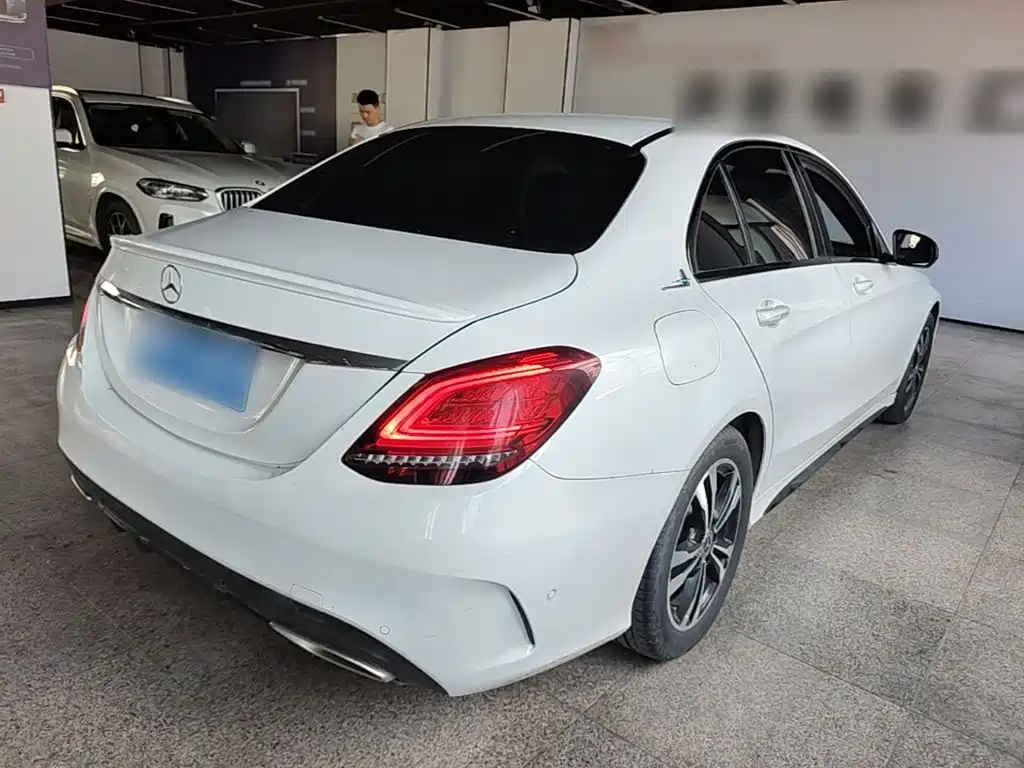 Mercedes-Benz C-Class 2019