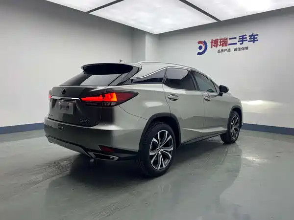 Lexus RX 2020
