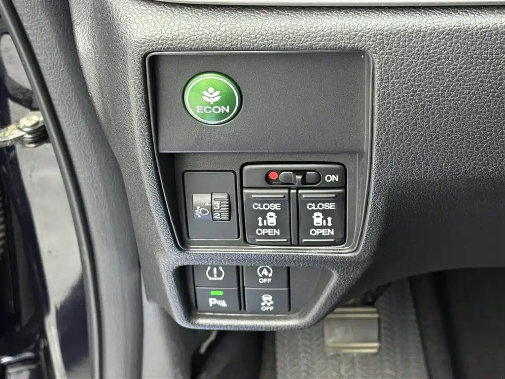 Honda Odyssey 2019 — фото 15