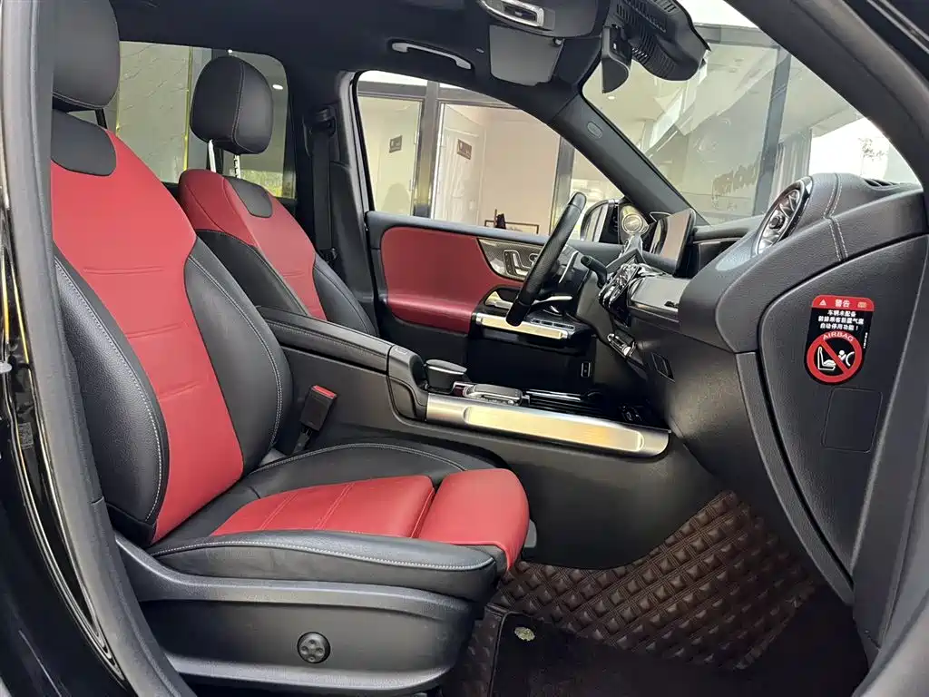 Mercedes-Benz GLB AMG 2023 — фото 14