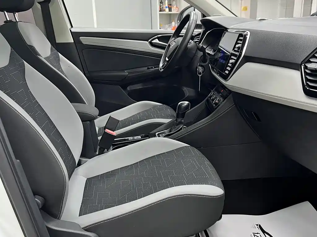 Jetta VS7 2023 — фото 18