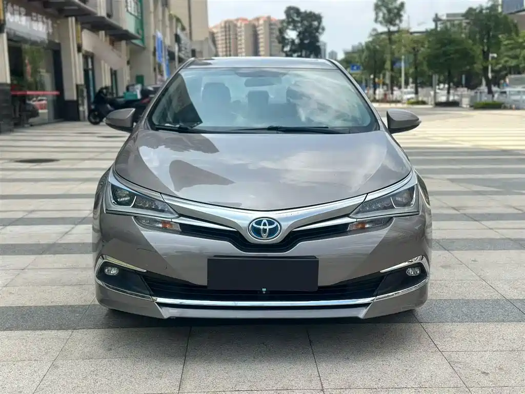 Toyota Corolla 2019 — фото 2