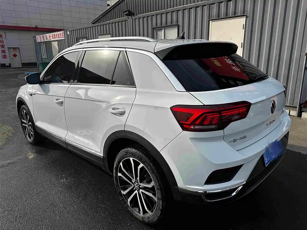 Volkswagen T-Roc 2022 — фото 17