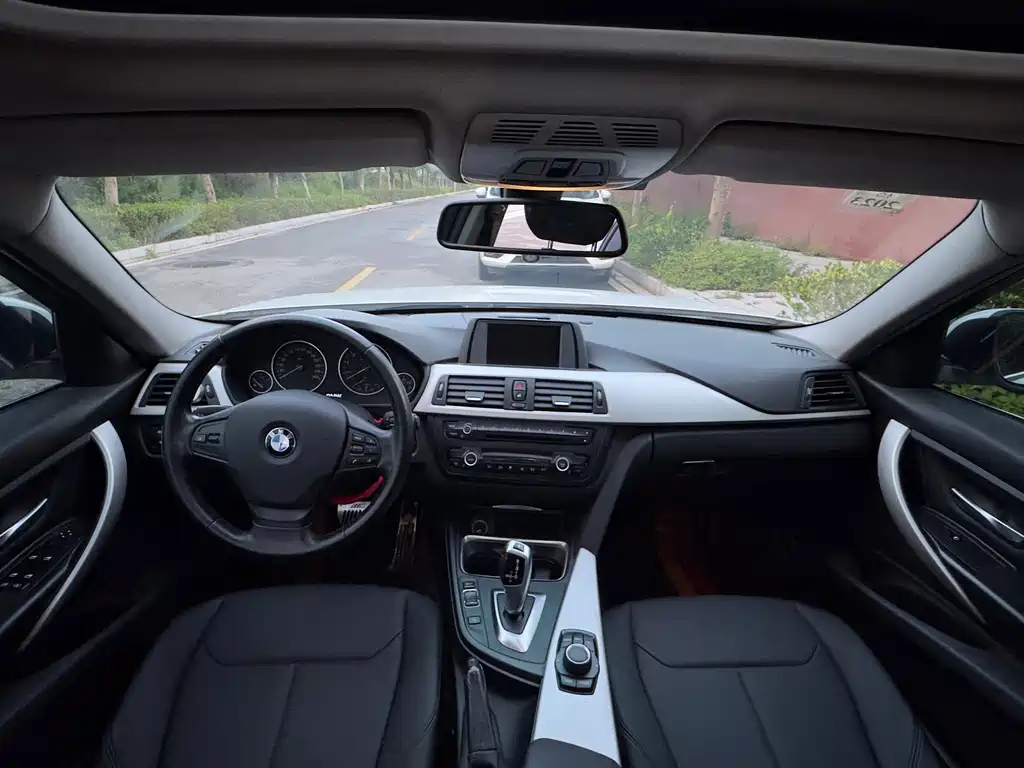 BMW 3 Series 2015