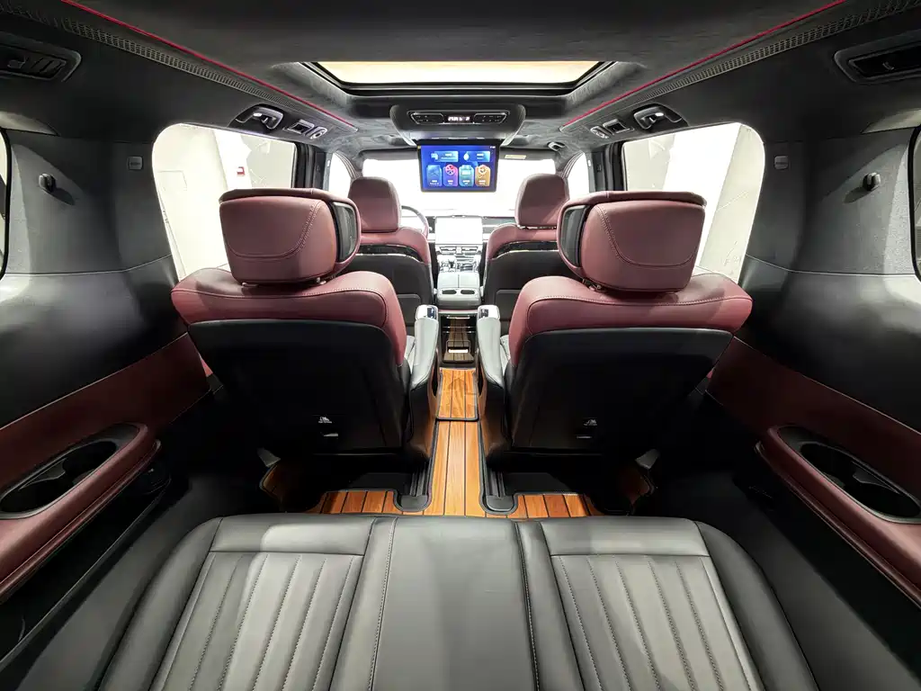 GAC Motor Trumpchi M8 2023 — фото 9