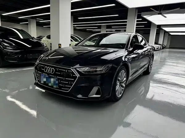 Audi A7L 2022