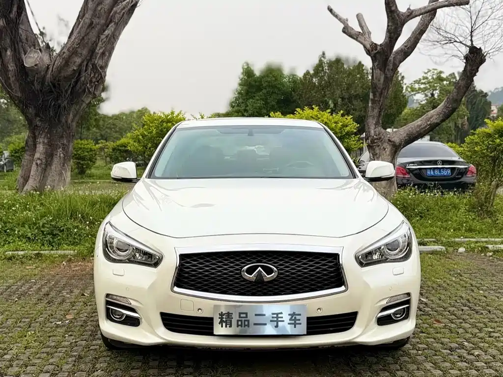 Infiniti Q50L 2017 — фото 2