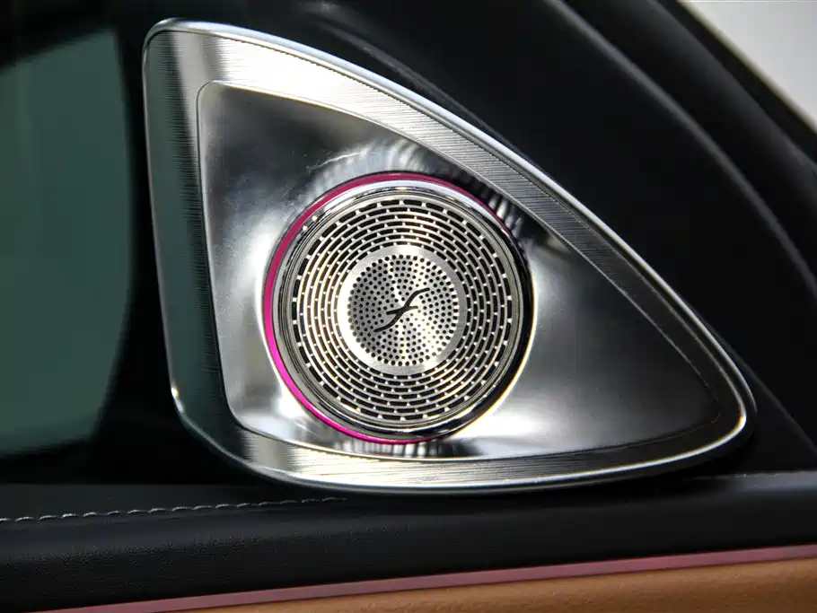 Mercedes-Benz E-Class 2025 — фото 22