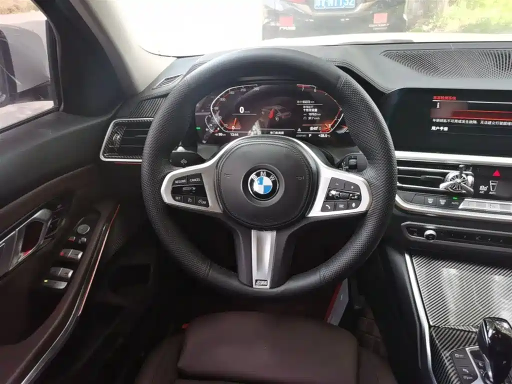 BMW 3 Series 2022 — фото 11