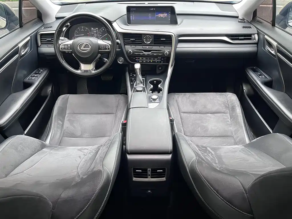 Lexus RX 2017 — фото 14