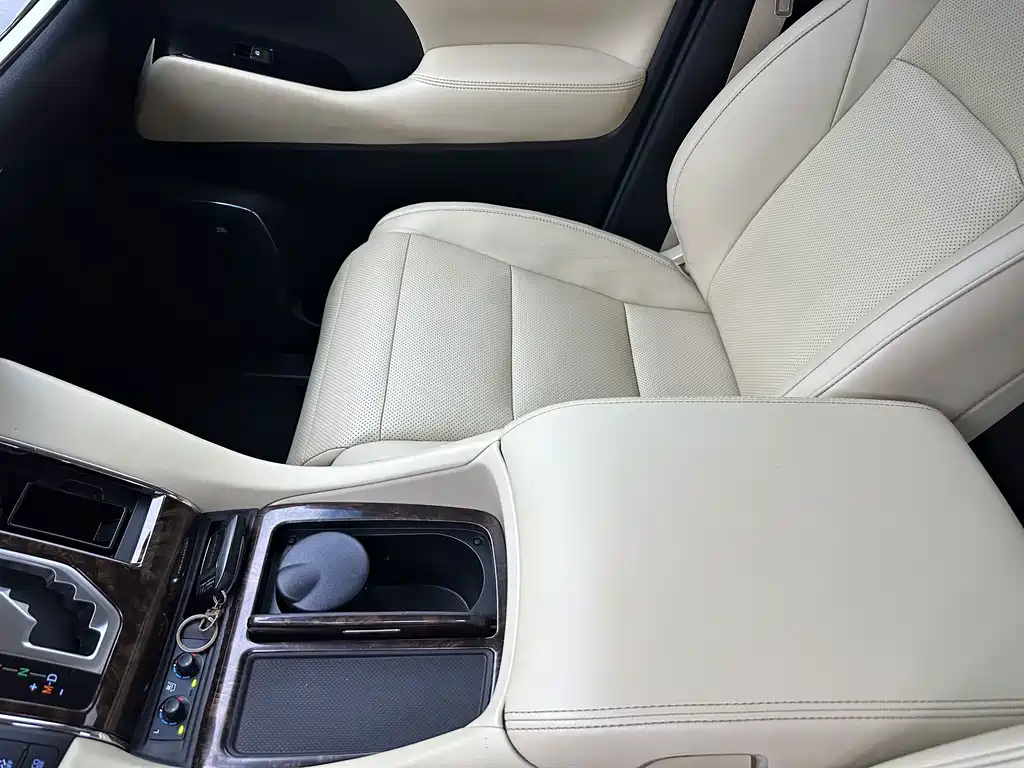 Toyota Alphard 2018 — фото 12
