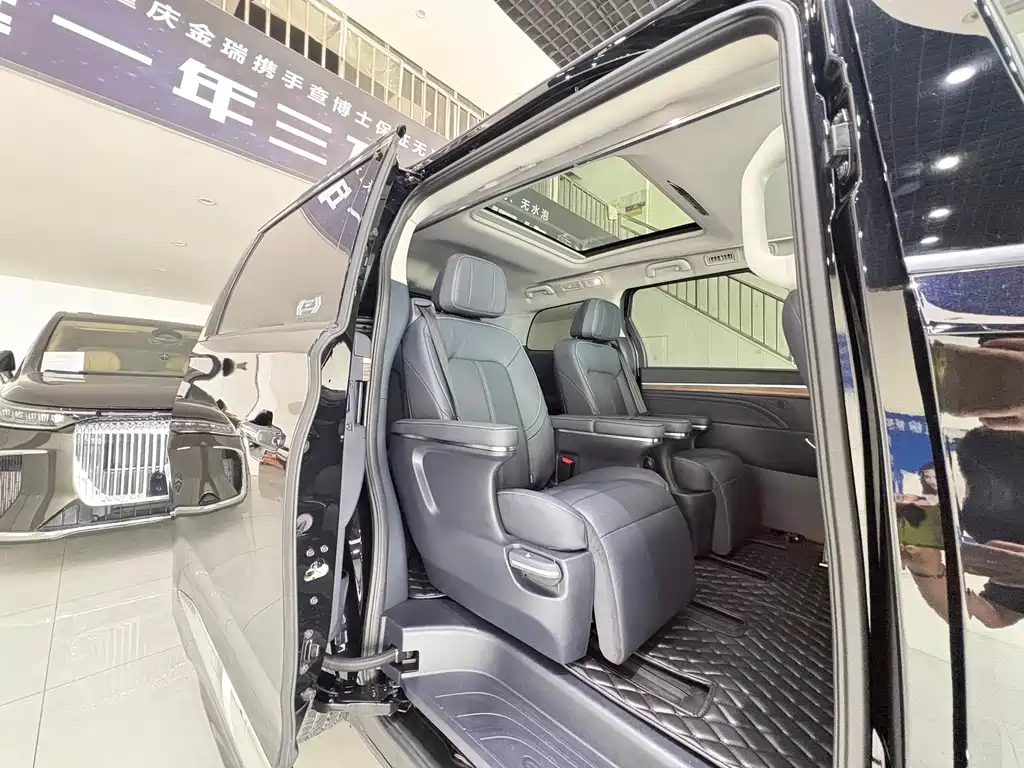 GAC Motor Trumpchi M8 2022 — фото 19