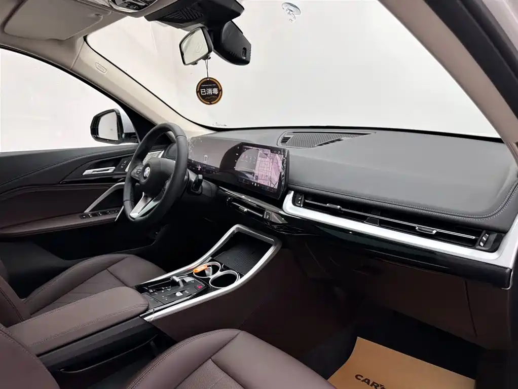 BMW X1 2024 — фото 11