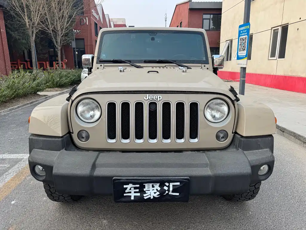 Jeep Wrangler 2016 — фото 2